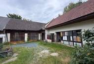 Sanierungsbedürftiger Vierkanthof in ruhiger Ortsrandlage! 6.100 m² Grundstück mit 4.100 m² Bauland & Platz für Tierhaltung