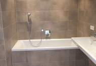 Dachgeschoss-Maisonettewohnung mit zwei Terrassen in ruhiger Innenhoflage