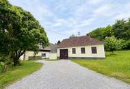 Sanierungsbedürftiger Vierkanthof in ruhiger Ortsrandlage! 6.100 m² Grundstück mit 4.100 m² Bauland & Platz für Tierhaltung