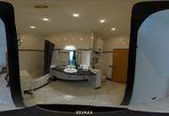 4-Zimmer-Altbau-Wohnung