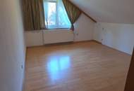 Idyllisches Einfamilienhaus mit Pool, Sauna und Gartenparadies