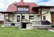 ***Wohn- und Lebensqualität! Schönes Haus in Ortslage mit super Platzangebot***