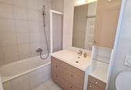 INNSTRASSE, FERNBLICK, unbefristete 97 m2 Dachgeschoß-Maisonette mit Loggia, 2 Zimmer, Komplettküche, Wannenbad, Parketten, gefördert