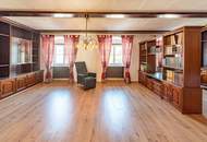 Zwei besondere Wohnungen in historischem Gebäude - 178 m² und 49 m² im Zentrum von Scharnstein mit schönem Ausblick und Garage!