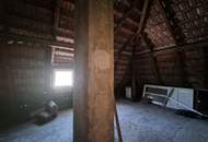 SANIERUNGSBEDÜRFTIGES, CHARMANTES LANDHAUS MIT TRAUMHAFTEM GARTEN IN ALLERBESTER, RUHIGER WOHN-, RUHE- UND ZENTRUMSLAGE VON MAISSAU