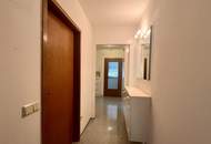 Einfamilienhaus Baujahr 2006 in toller Lage! Völlig unterkellert, Carport, schöner Garten mit Pool!