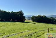 Großes Haus in sonniger und ruhiger Lage mit schönem Fernblick!