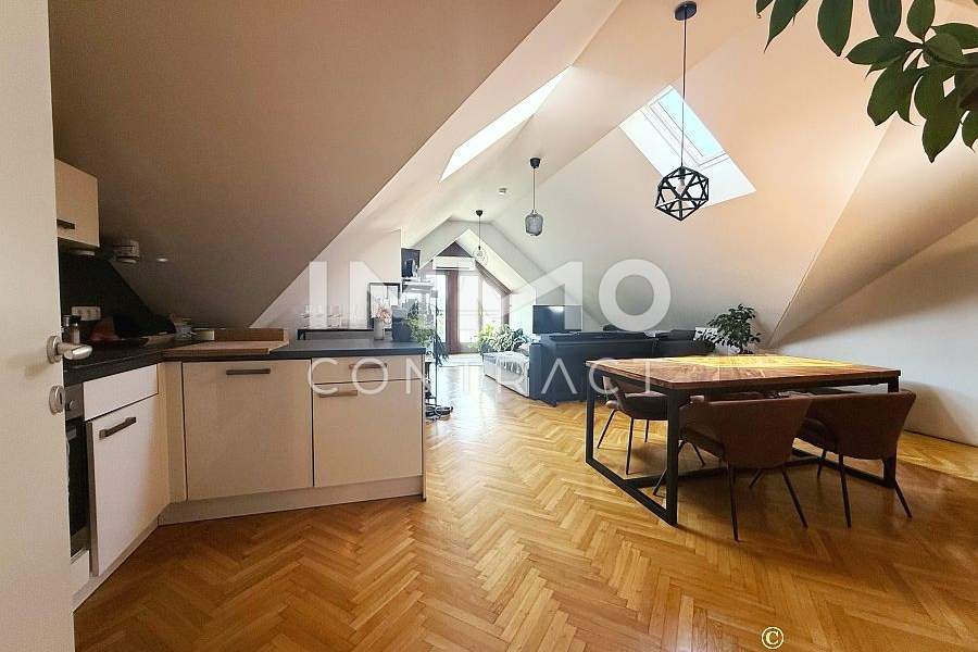 Moderne Wohnung im Stadthaus nähe Bahnhof Amstetten, Wohnung-miete, 895,00,€, 3300 Amstetten