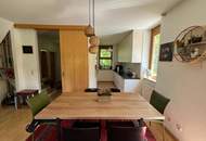Stilvolles Eckreihenhaus mit Platz für eine große Familie! 6 Zimmer, 3 Bäder, 2 Terrassen und ein schöner Garten in guter Lage in Weiz