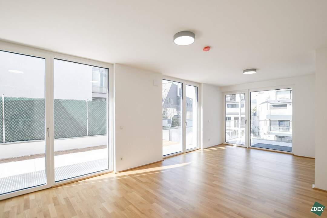 Erstbezug mit Terrasse: Schöne 3-Zimmer-Wohnung mit moderner Ausstattung