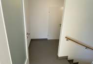 Helles, modernes Reihenendhaus