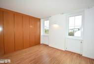 ROCHUSMARKT / U3 - DACHGESCHOSSWOHNUNG MIT TERRASSE UND FERNBLICK