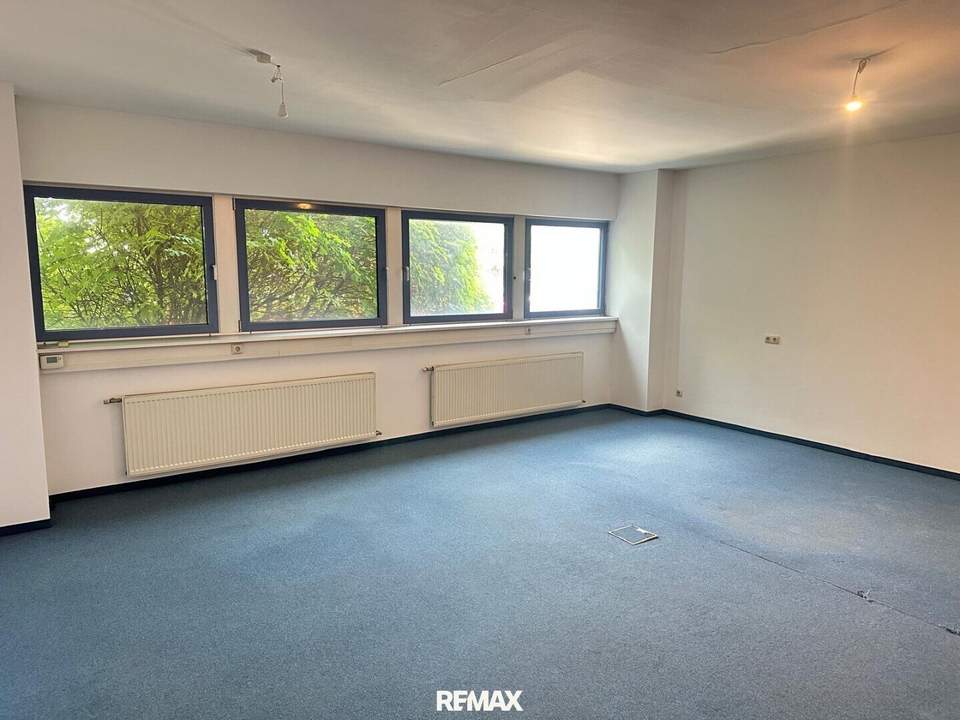 Büro mit perfekter Flughafenanbindung