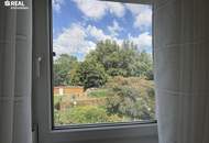 Moderne Maisonettewohnung auf drei Ebenen mit Balkon, Klimaanlage und eigenem Stellplatz