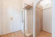 Lichtdurchflutete 65 m² Altbauwohnung in gut angebundener Ruhelage