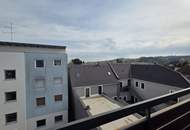 Beziehbare Eigentumswohnung mit Loggia und Balkon in guter Lage