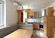 Zentrale, ruhige 4-Zimmer Eigentumswohnung inkl. Loggia