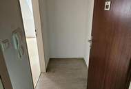 Unbefristete und leistbare Garconniere mit Balkon!