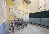 Altbau mit Südbalkon | 2-Zimmer in ruhiger Innenhoflage | Einbauküche | Lift | Kellerabteil