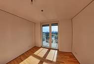 "Erstbezug im Marina Tower"