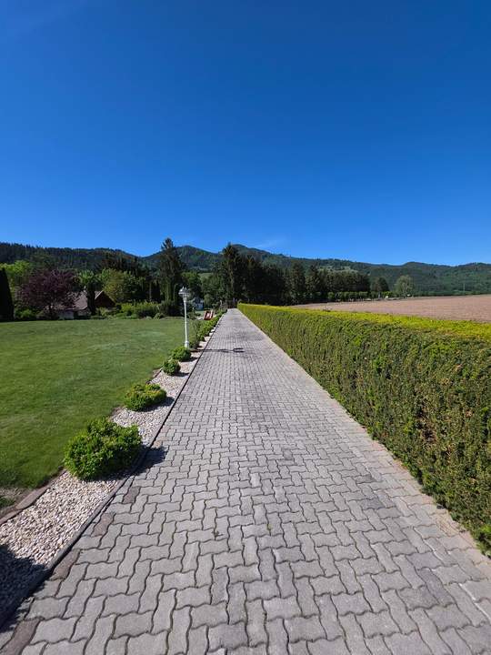 Wunderbare Villa in Alleinlage mit 1,6 ha, im Bezirk St. Veit/Glan