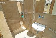 2241 Schönkirchen: Rarität! Traumhafte Wohlfühloase samt Schwimmhalle in bester Lage!