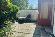 Renovierungsbedürftige EG-Wohnung in Mödling mit kleinem Gartenanteil. Ideal für Hundebesitzer!