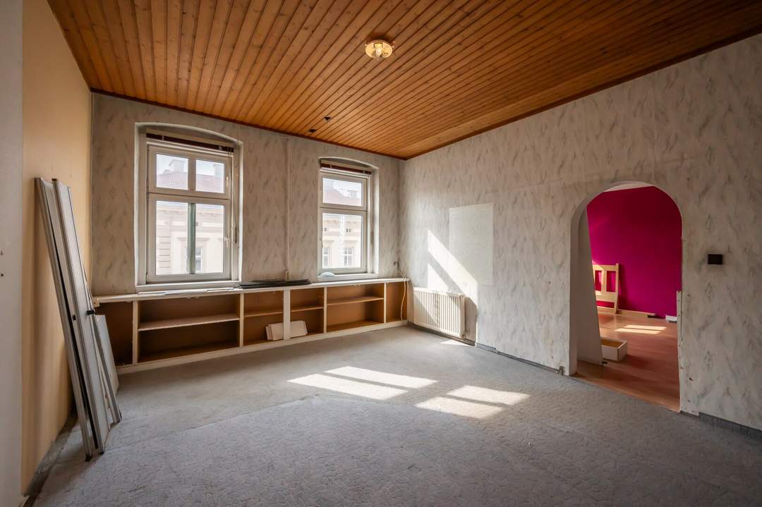 ++NEU++ 3-Zimmer Altbau-Wohnung (renovierungsbedürftig) in toller Lage - großes Potenzial