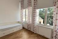 Prachtvolle Beletage mit Balkon in Bestlage am Rochusmarkt! Komplett möbliert.