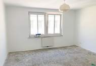 Direkt am Schweizergarten: Schöne 2-Zimmer-Wohnung mit separater Küche