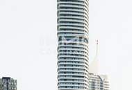 DANUBEFLATS - 30. Etage: Exklusive XXL-2-Zimmer Wohnung. Elevate your Lifestyle
