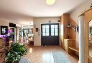 Wohnen wie im Urlaub – großzügiger Bungalow mit eigener Wellnessoase und gepflegtem Garten!