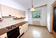 Charmante 1-Zimmer-Wohnung mit separater Küche und Blick auf den grünen Innenhof in Hollabrunn