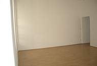 Kapitalanlage mit laufenden Mieteinnahmen, Rendite 4,80 %, Büro mit 3 Räumen Unbefristet vermietet