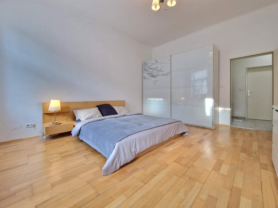 Gutes Preis-Leistungs-Verhältnis !!! Helle schöne 3-Zimmer-Altbauwohnung im Herzen des 16. Bezirks