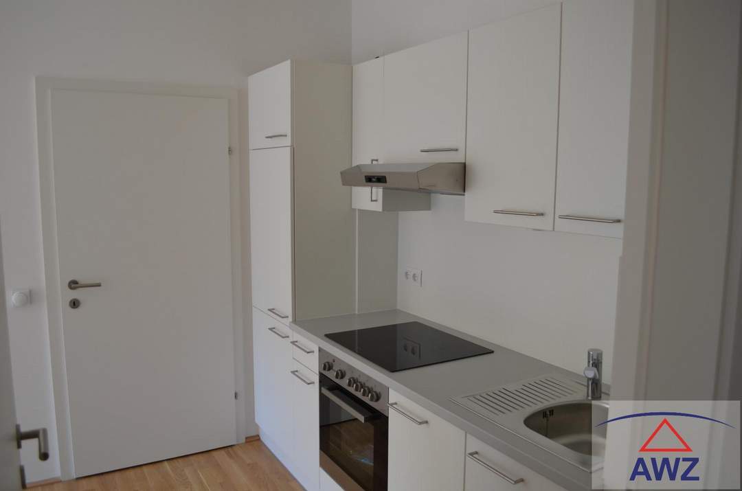 Ruhige Stadtwohnung mit großem Balkon nahe Stadthalle & Augarten!