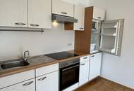 Helle &amp; sehr ruhige 2-Zi.-Wohnung mit Balkon | Parkplatz &amp; großes Kellerabteil inkl. | 680€ warm