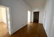 Schöne 4,5 Zimmer Altbau-Villenetage mit Wintergarten, Gartennutzung und kleinem KFZ-Stellplatz