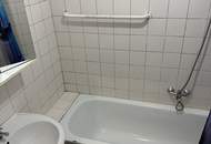 | BEFRISTET VERMIETET | NAHE AKH | ZWEI ZIMMER | EIGENNUTZUNG AB MITTE 2027 MÖGLICH