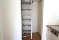 Hochwerige, sonnige und freundliche 3 - Zimmer Neubauwohnung – mit Balkon und Gartenmitbenützung!