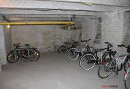 UNBEFRISTET - Helle 3,5-Zimmer Altbauwohnung mit Abstellraum und Kellerabteil