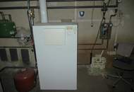 GROSSES BAUGRUNDSTÜCK MIT RENOVIERUNGSBEDÜRFTIGEN HAUS