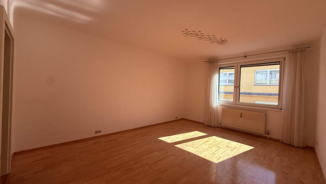 3.OG ohne Lift! WG-geeignete 3-Zimmer-Neubauwohnung mit Gemeinschaftsgarten!