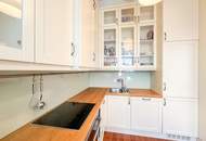 Fantastische Altbauwohnung in prachtvollem Jugendstilgebäude direkt am Naschmarkt