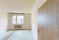 Stadthaus in Rechnitz! Bestehend aus einer Stadtwohnung und einem vermieteten Gewerbelokal im Erdgeschoß!