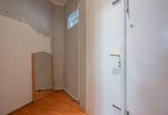 ++KLNB121++ Renovation Opportunity: Well-Located 2-Room Apartment with Airbnb Potential
