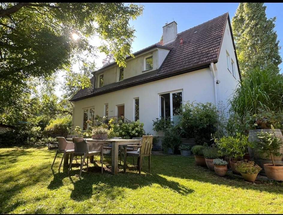 Einfamilienhaus mit sonnigen Garten in toller Lage!
