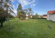 Exklusive Luxus-Singlewohnung in Steyr-Münichholz: frisch saniert, hochwertig ausgestattet, lichtdurchflutete Wohnräume und herrlicher Grünblick – inklusive Abstellraum, der sich ideal als Ankleidezimmer nutzen lässt!