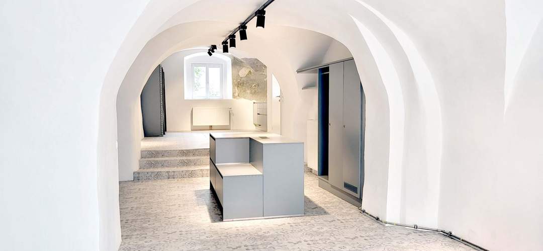 Top-Lage im Zentrum: Repräsentatives Stadthaus mit Gewerbefläche und Wohnbereich