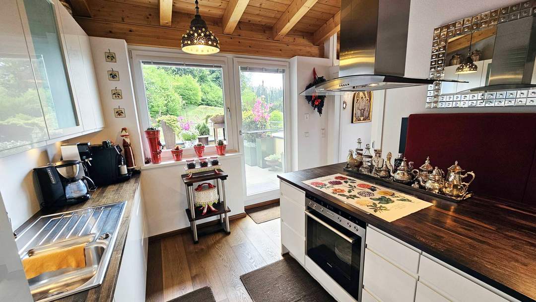 Sehr schönes Penthouse mit zwei Stellplätzen, Bad Häring